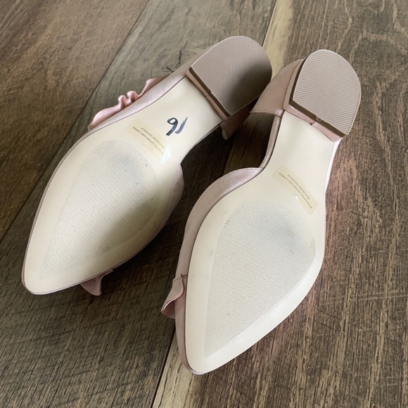 🔥 3/$15 bundle & save! Light Pink faux leather women’s flats - Picture 6 of 6